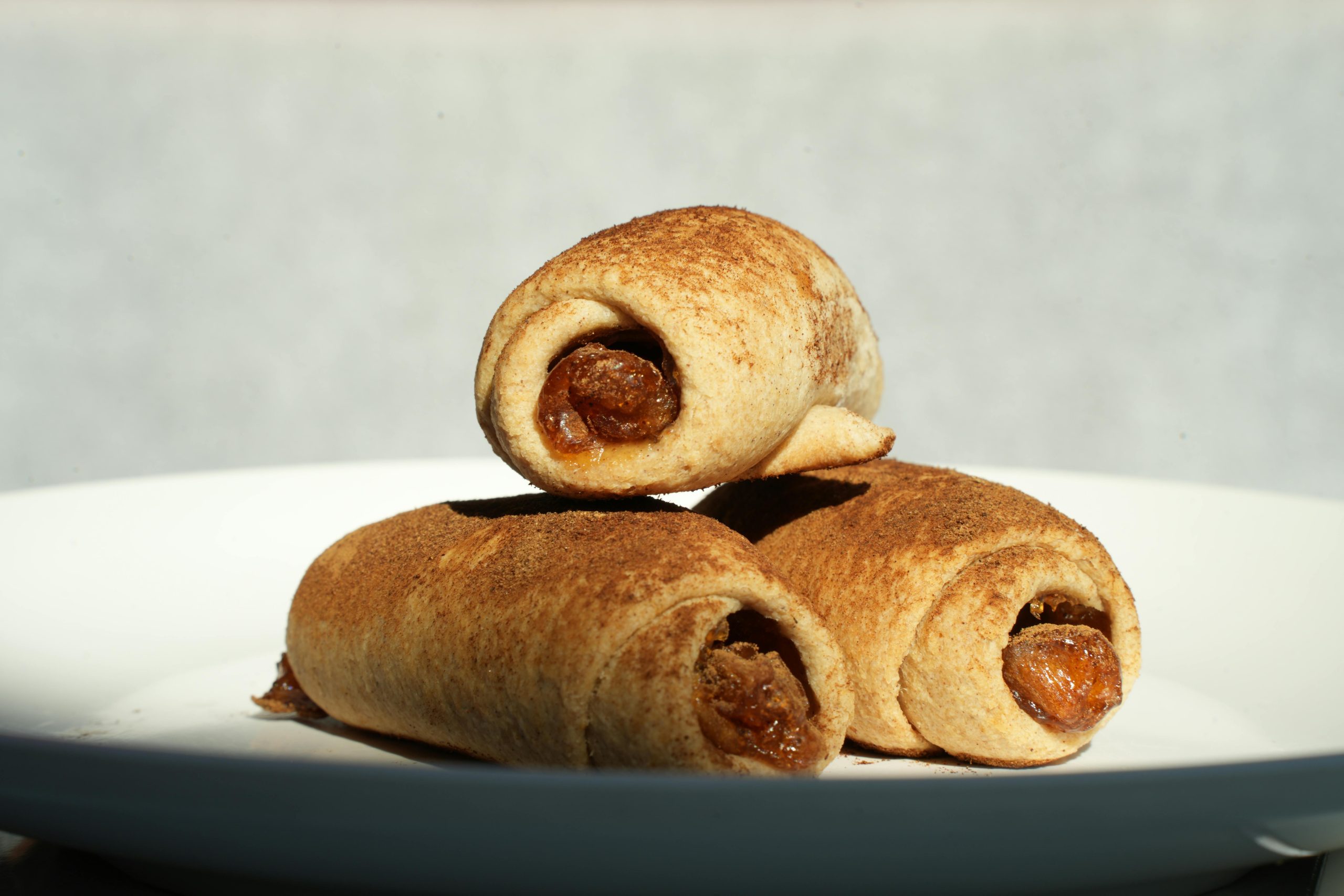 How to Make Homemade Apple Turnovers From Scratch